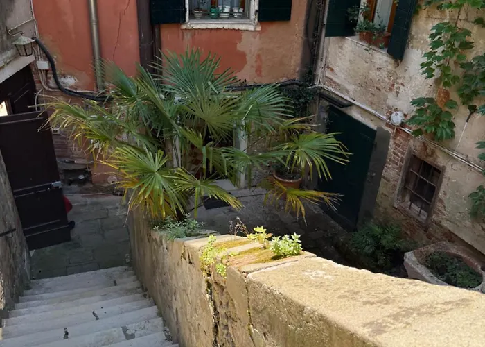 Suite Piscina San Samuele